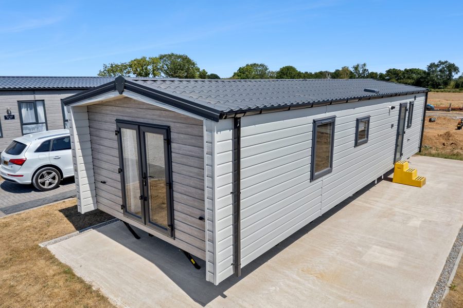 Sapphire Deluxe lodge at Bawtry Lodge Country Park