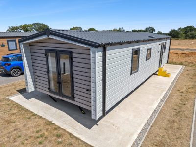 Sapphire Deluxe at Bawtry Lodge Country Park, photo 2
